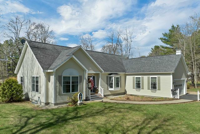 22 Fairway Drive, Ashland, NH 03217