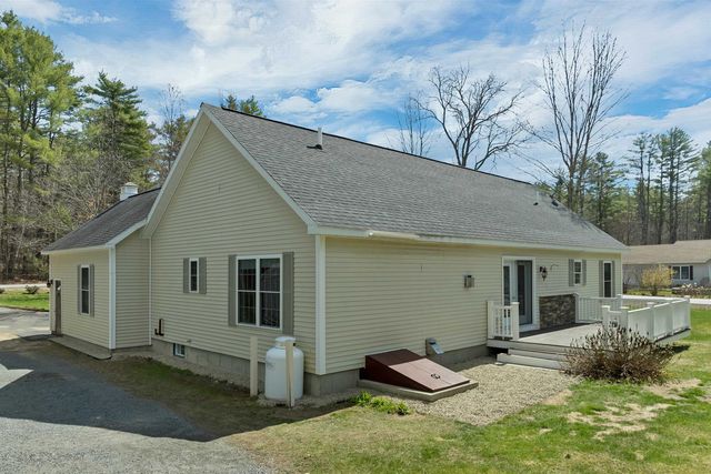 22 Fairway Drive, Ashland, NH 03217