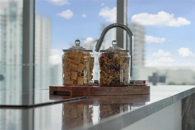 700 NE 26th Terrace 1006, Miami, FL 33137