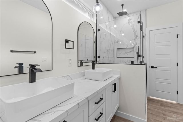3705 E Diamondhead Avenue, Alton, TX 78573