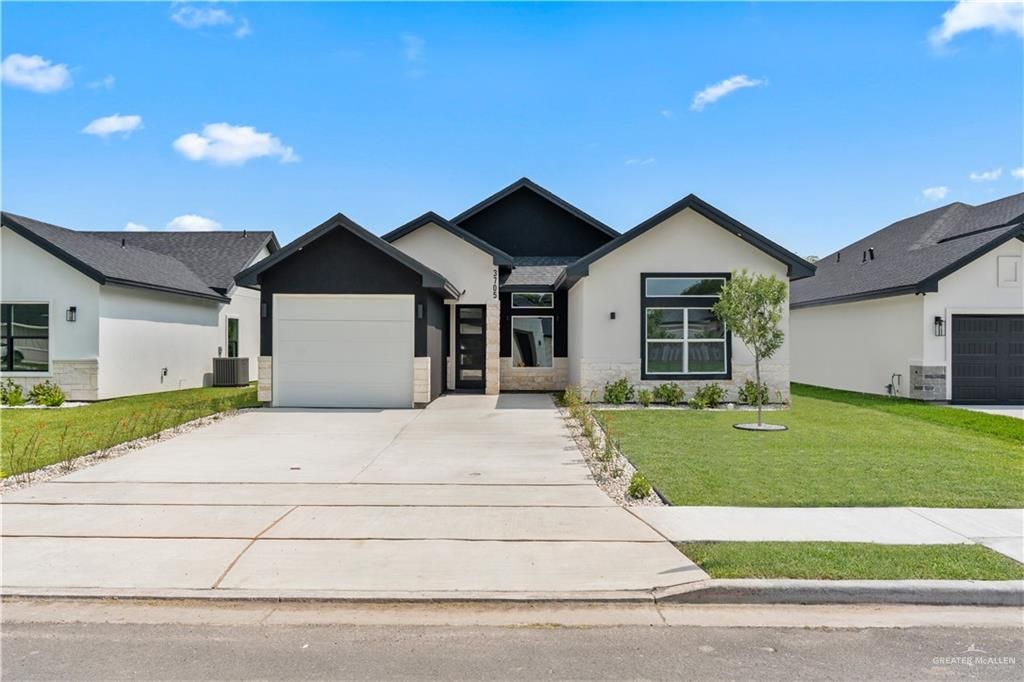 3705 E Diamondhead Avenue, Alton, TX 78573