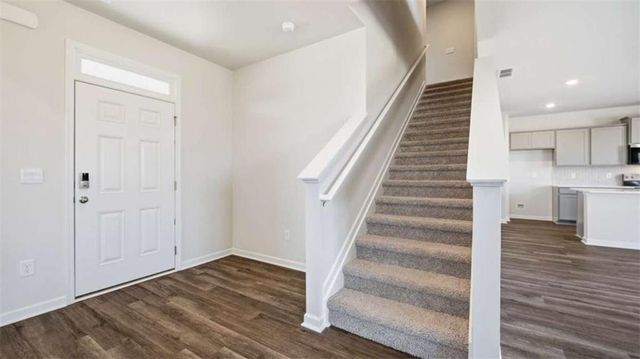 105 White Spruce Way, Newnan, GA 30265