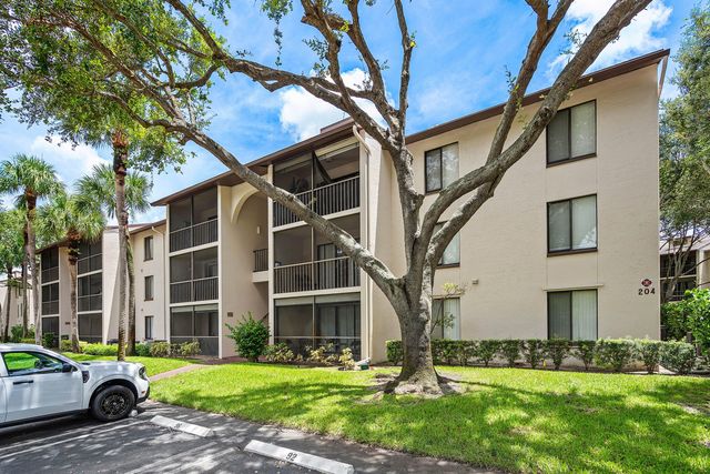 204 FOXTAIL Drive F1, Greenacres, FL 33415