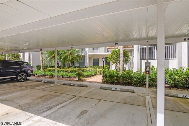 7505 Stoneybrook DR 746, Naples, FL 34112