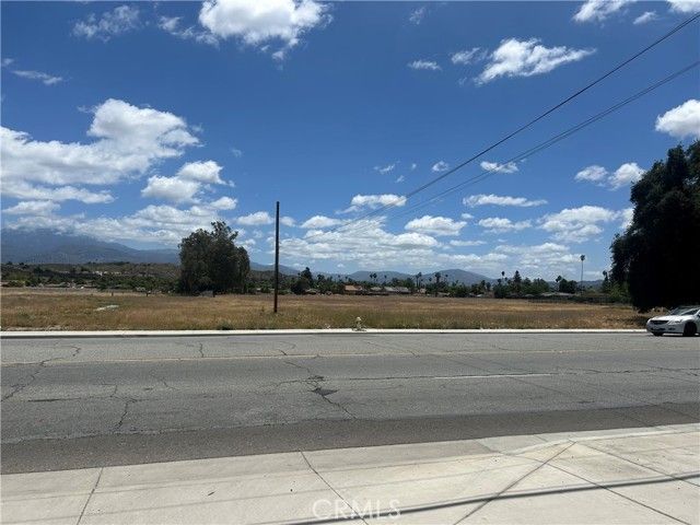 608 N San Jacinto Street, Hemet, CA 92543