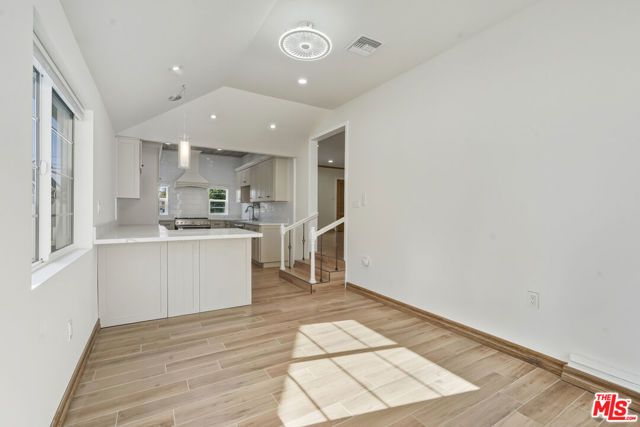 5822 Lindley Avenue, Encino (los Angeles), CA 91316