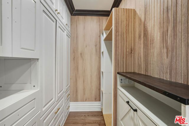 5822 Lindley Avenue, Encino (los Angeles), CA 91316