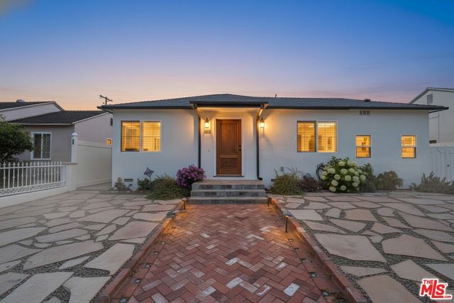 5822 Lindley Avenue, Encino (los Angeles), CA 91316