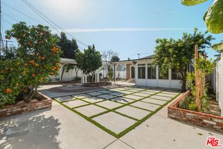 5822 Lindley Avenue, Encino (los Angeles), CA 91316