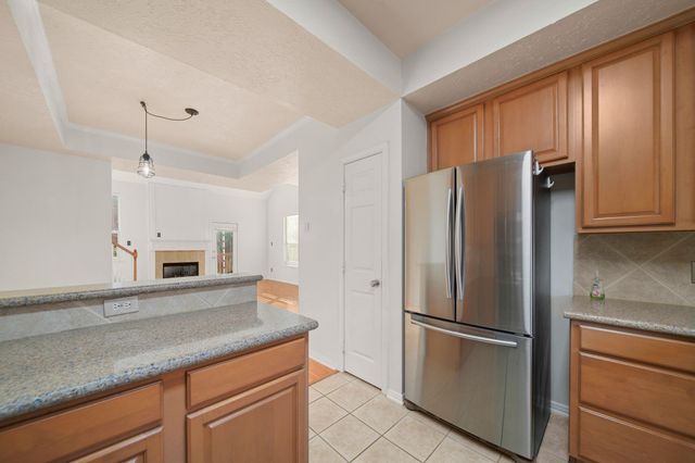 813 Davis Road, League City, TX 77573