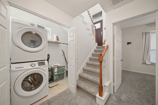 813 Davis Road, League City, TX 77573