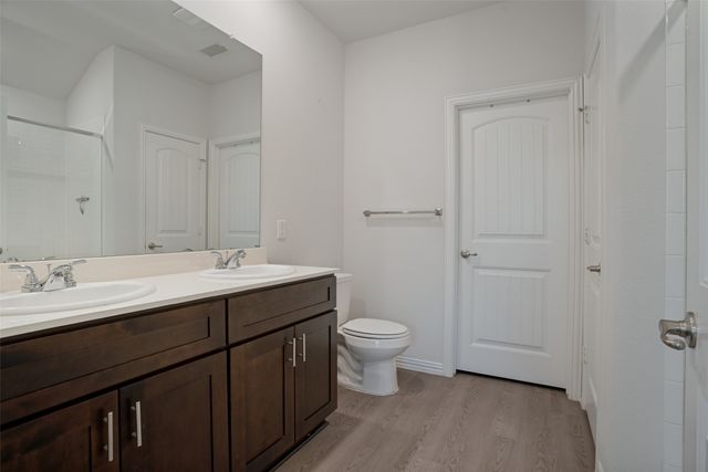 2009 Yale Street, Farmersville, TX 75442