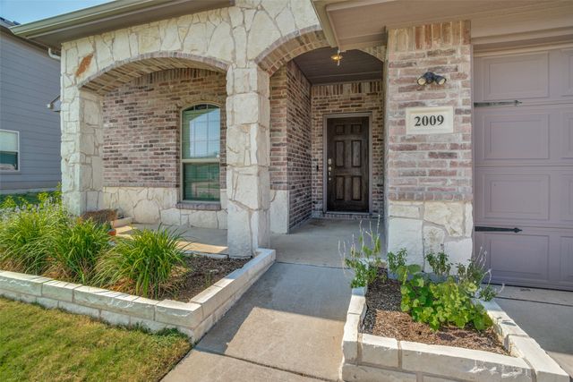 2009 Yale Street, Farmersville, TX 75442