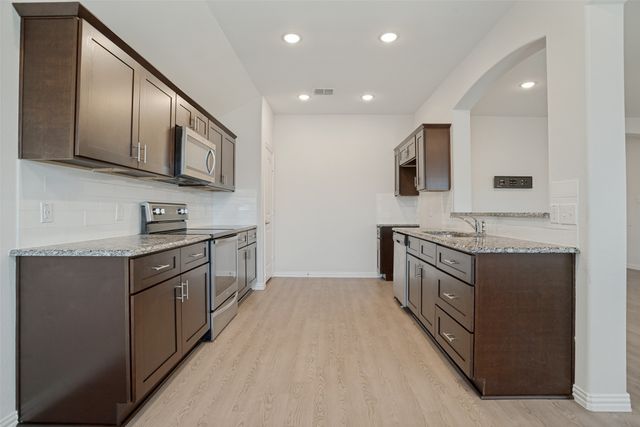 2009 Yale Street, Farmersville, TX 75442