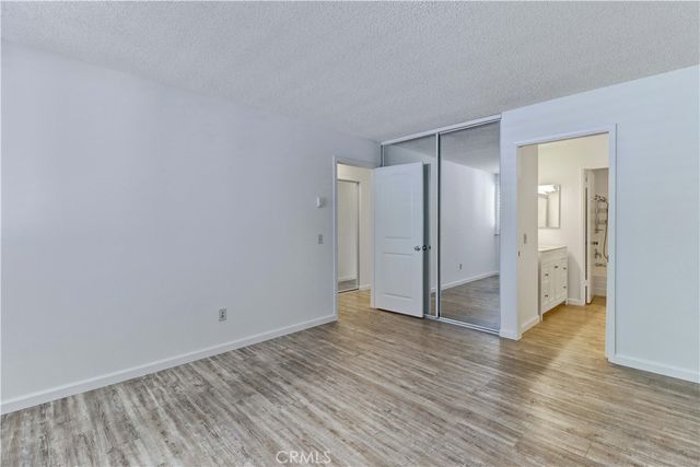 8633 Portola Court 17-E, Huntington Beach, CA 92646