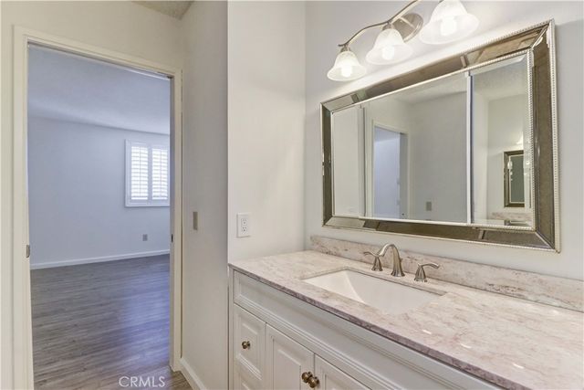 8633 Portola Court 17-E, Huntington Beach, CA 92646