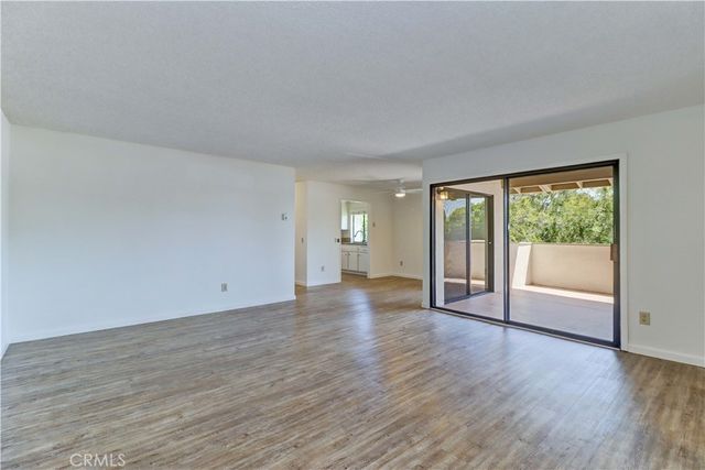 8633 Portola Court 17-E, Huntington Beach, CA 92646
