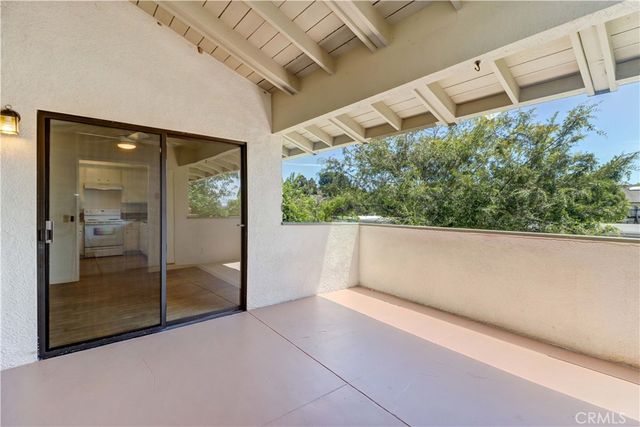 8633 Portola Court 17-E, Huntington Beach, CA 92646