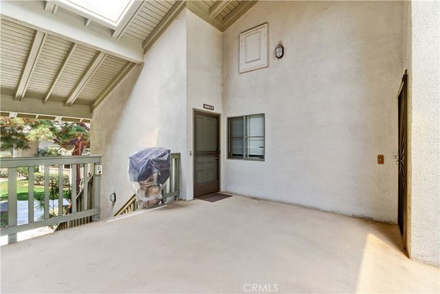 8633 Portola Court 17-E, Huntington Beach, CA 92646