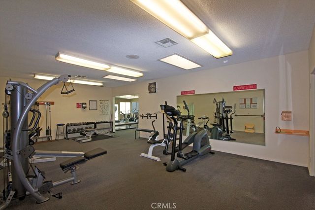 8633 Portola Court 17-E, Huntington Beach, CA 92646