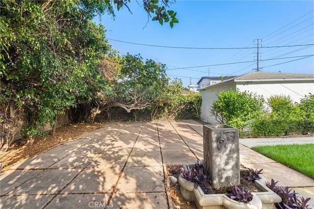 2925 Military Avenue, Los Angeles, CA 90064