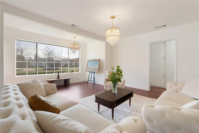 2925 Military Avenue, Los Angeles, CA 90064