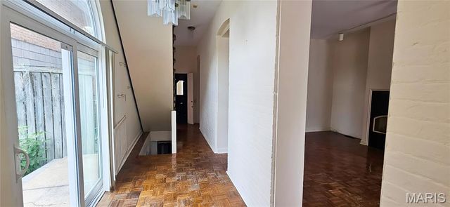 2859 McNair Avenue, St Louis, MO 63118
