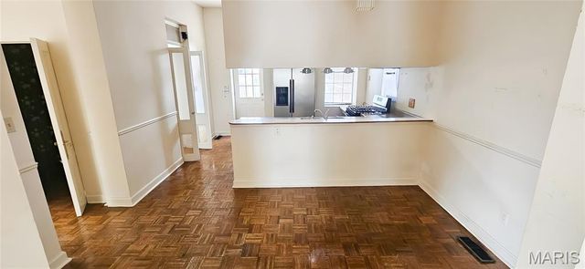 2859 McNair Avenue, St Louis, MO 63118