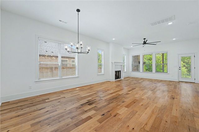 5102 SW Stanford Court, Bentonville, AR 72713