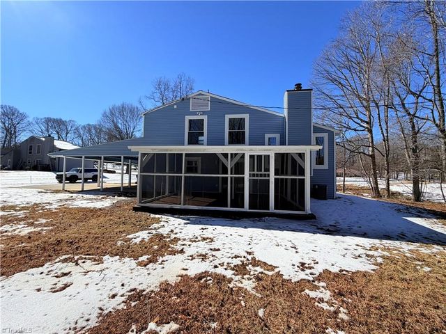 6053 Timberwood Trail, Kernersville, NC 27284