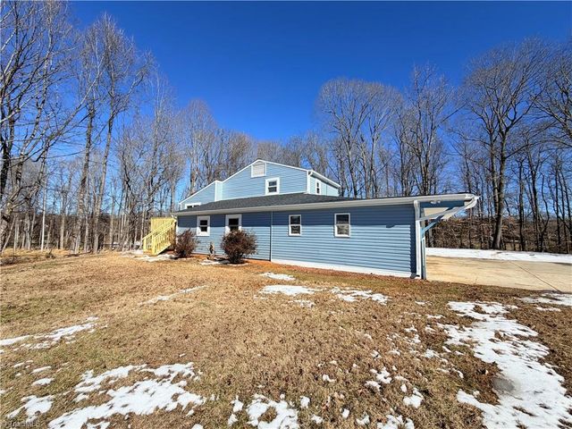 6053 Timberwood Trail, Kernersville, NC 27284