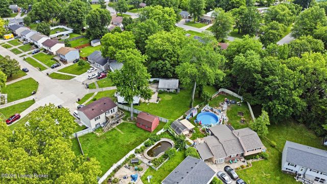 8417 Calm Ln, Louisville, KY 40219