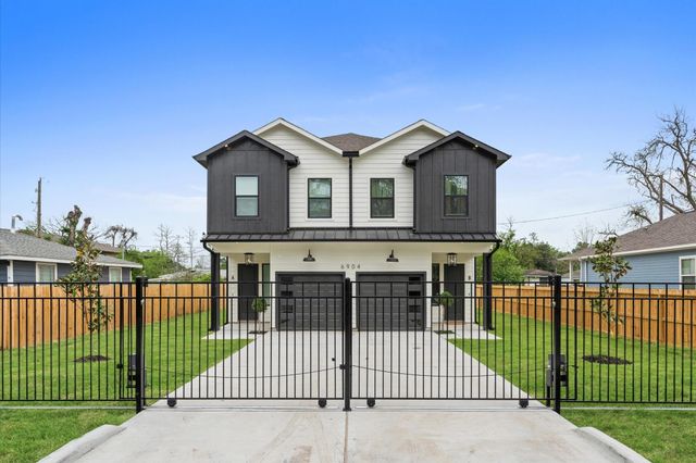 6904 Covington Drive A, Houston, TX 77091