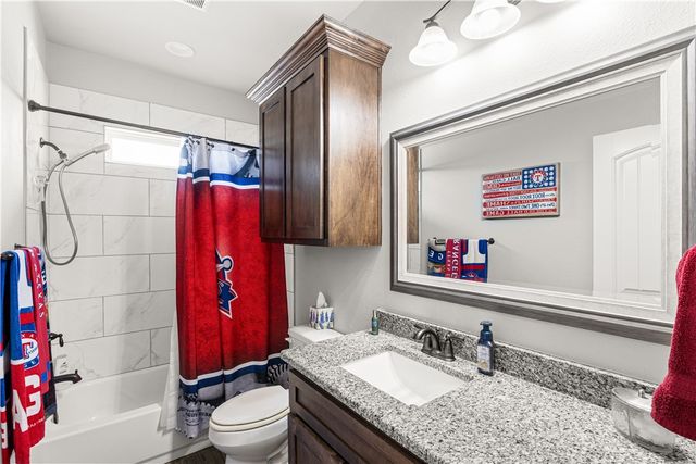 2526 Handlin Dr, Corpus Christi, TX 78418