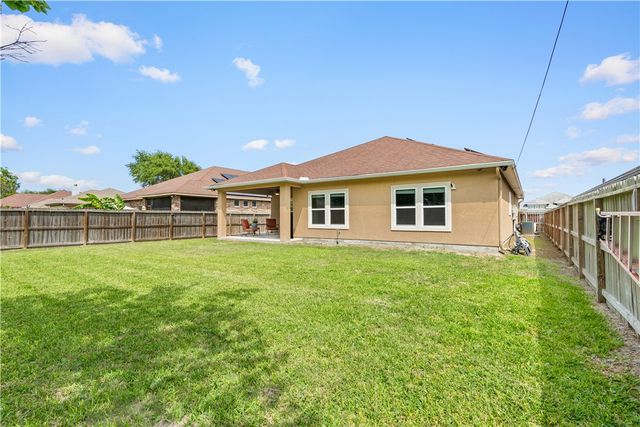 2526 Handlin Dr, Corpus Christi, TX 78418