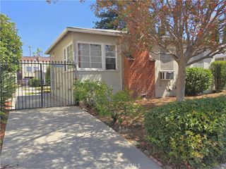 121 W Lomita Avenue B, Glendale, CA 91204