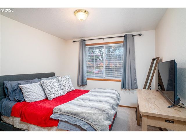 3248 18TH Ave, Albany, OR 97322