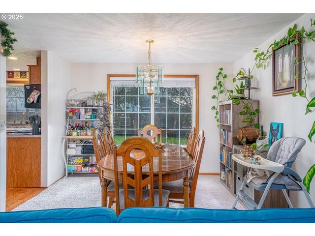 3248 18TH Ave, Albany, OR 97322