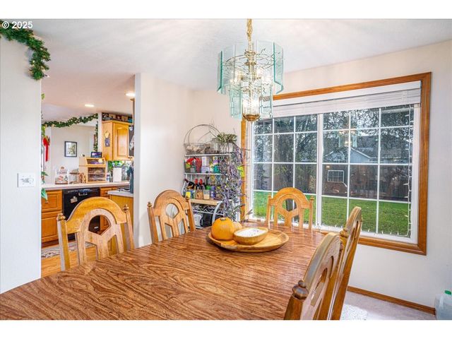 3248 18TH Ave, Albany, OR 97322