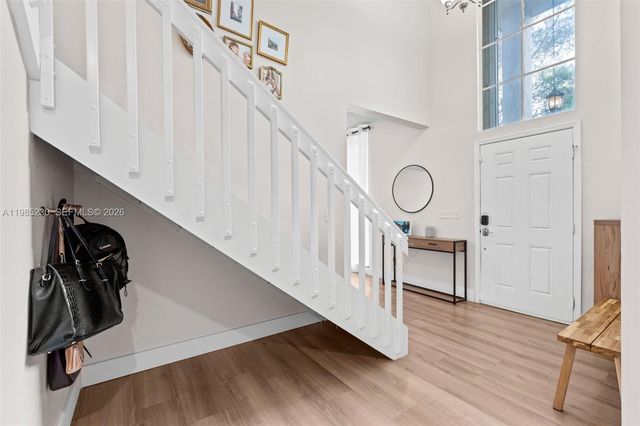 2832 Cayenne Ave, Cooper City, FL 33026