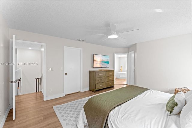 2832 Cayenne Ave, Cooper City, FL 33026