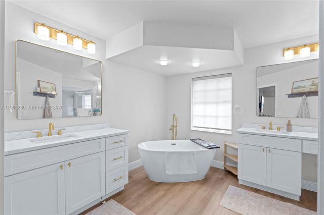 2832 Cayenne Ave, Cooper City, FL 33026