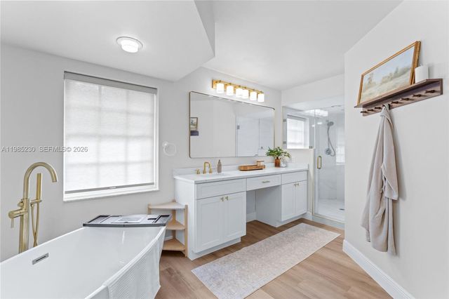 2832 Cayenne Ave, Cooper City, FL 33026