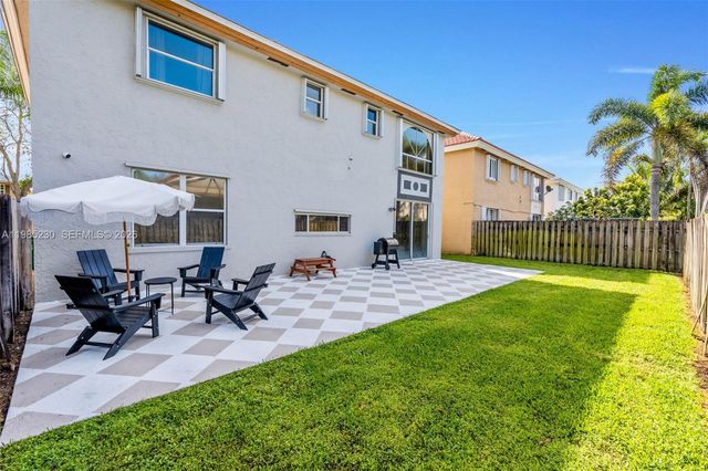 2832 Cayenne Ave, Cooper City, FL 33026