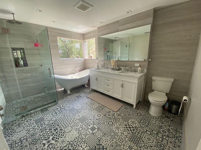 1607 SW 157th Ave, Pembroke Pines, FL 33027