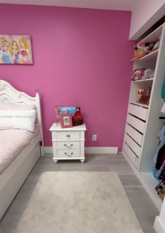 1607 SW 157th Ave, Pembroke Pines, FL 33027