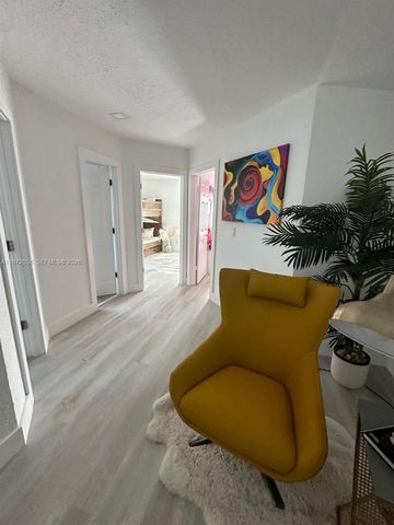 1607 SW 157th Ave, Pembroke Pines, FL 33027