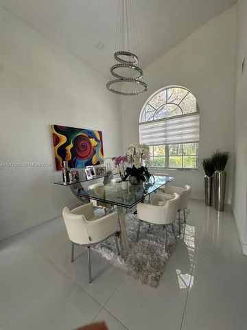 1607 SW 157th Ave, Pembroke Pines, FL 33027