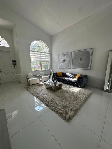 1607 SW 157th Ave, Pembroke Pines, FL 33027