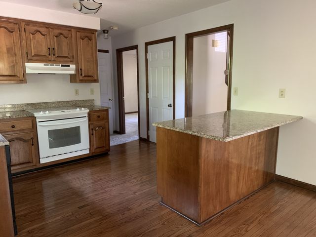 136 S Richview Rd, Clarksville, TN 37043